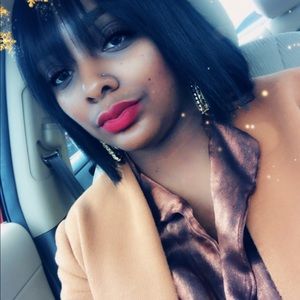 Meet your Posher, Alisha